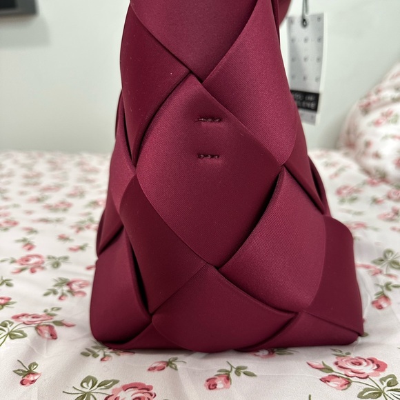 Sol and Selene Resilience bag - Picture 6 of 13